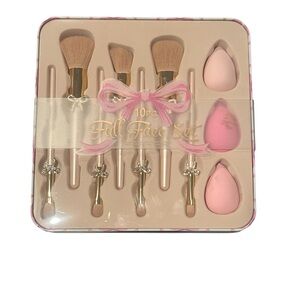 Glitz and Glam 10 piece Full Face Set with reusable tin